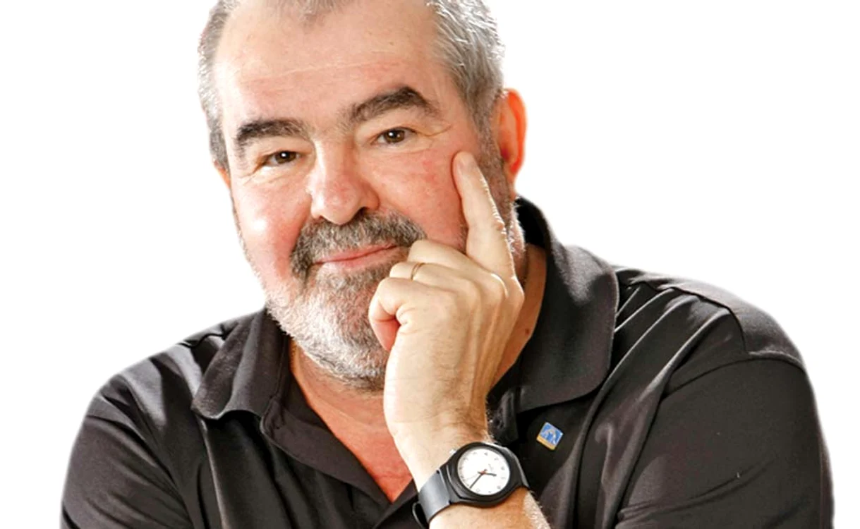 
    George Stanca  