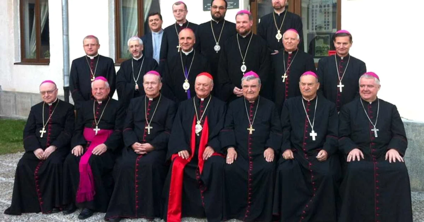 Episcopii greco-catolici şi cardinalul Lucian Mureşan FOTO: Episcopia Greco-Catolică de Cluj-Gherla