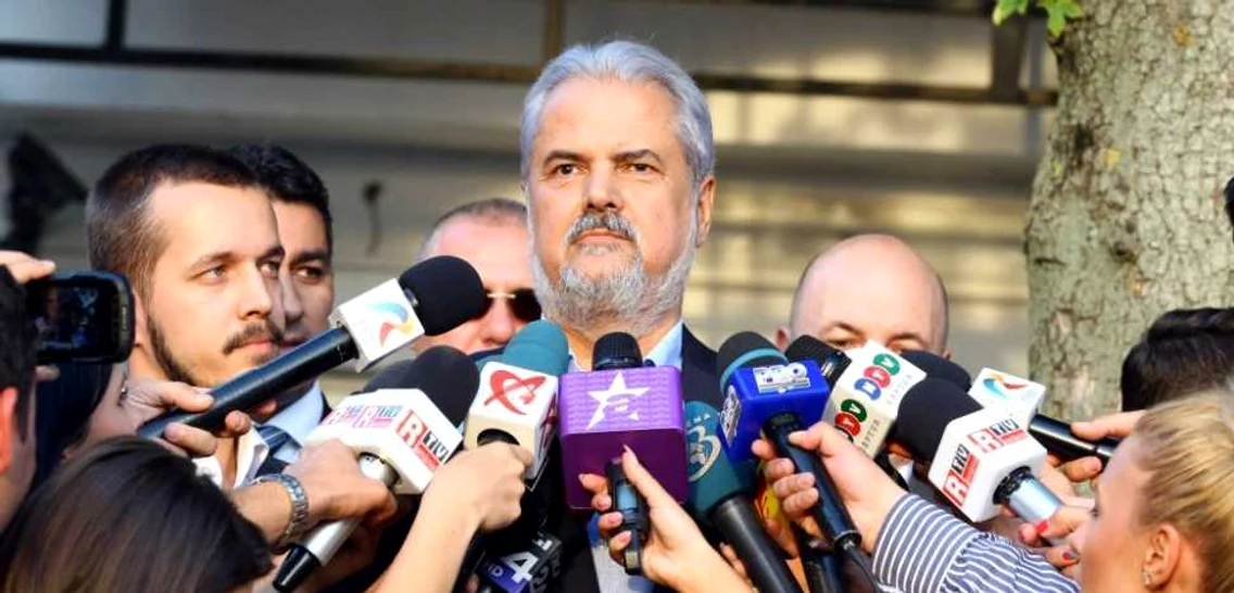 Adrian Nastase a iesit din inchisoare FOTO Marian Iliescu 