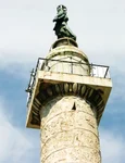 12 mai 113   inaugurarea Columnei în Forul lui Traian, la Roma jpeg