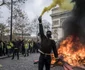 Lupte de stradă între vestele galbene şi poliţişti la Paris Franta FOTO EPA-EFE