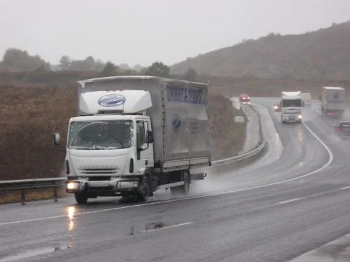 Cluj: Traficul pe DN 1 s-a reluat pe ambele sensuri la Negreni