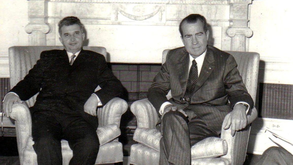 Calendar 26 februarie: 1988   Nicolae Ceaușescu a anunțat Washington ul că România renunță la clauza națiunii celei mai favorizate în relațiile cu SUA jpeg