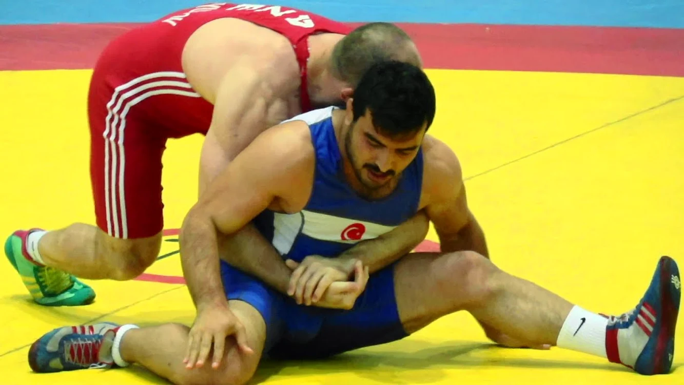 Turcia are o grămadă de luptători valoroși, având o tradiție în acest sport.