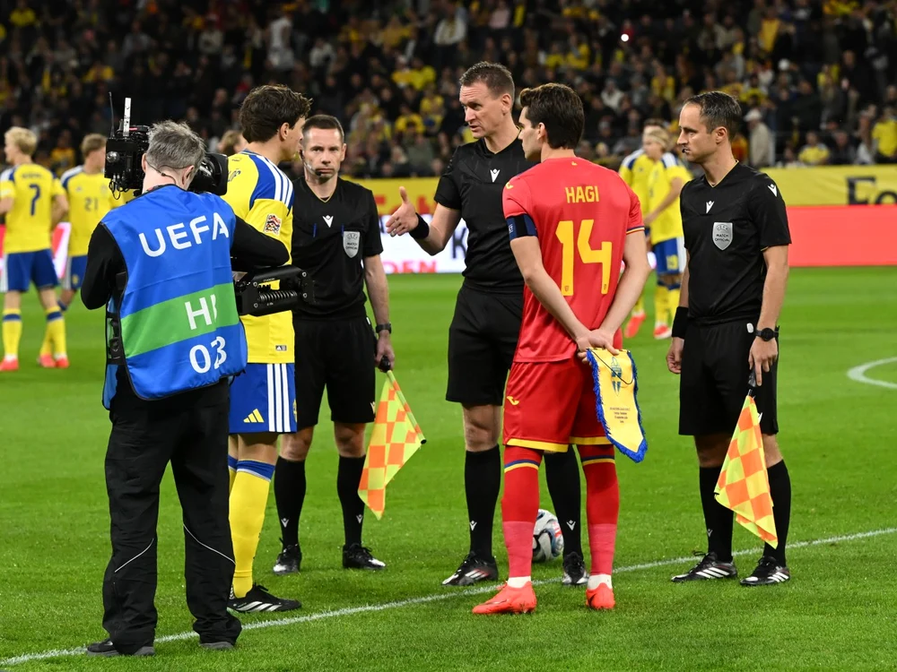 Ianis Hagi a fost căpitan al echipei României în meciul cu Suedia