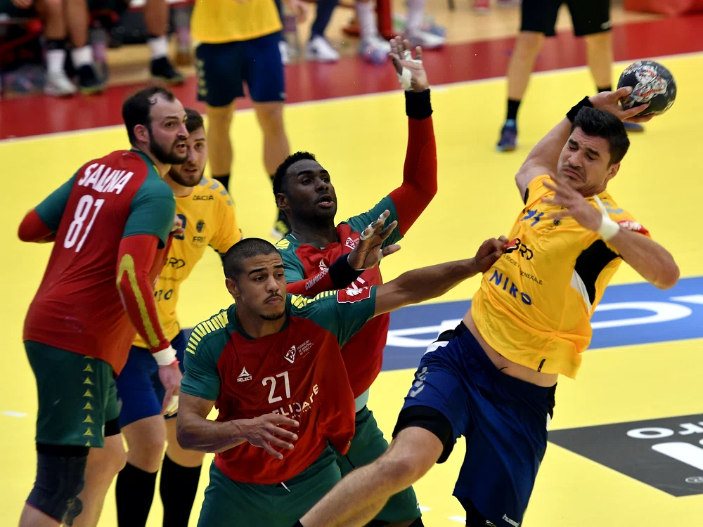 
    Alex Șimicu a marcat 6 goluri în disputa cu PortugaliaFoto: Sport Pictures  