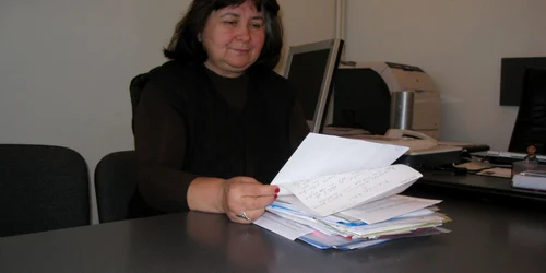 Lidia Antoniu, de la SIP Galaţi le promite profesorilor că-şi vor primi diferenţele salariale