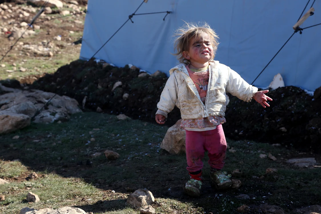 
    Copiii din minorităţile Yazidi şi creştină sunt răpiţi de ISIS şi ucişi, torturaţi sau vânduţi ca sclaviFoto: AP  