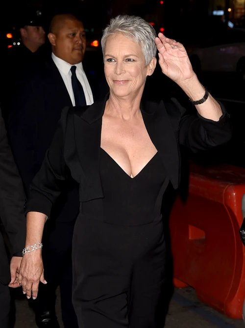 4 jamie lee curtis gettyimages 1056116620 jpg jpeg