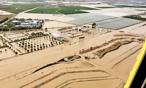 Apele s au revărsat pretutindeni  jpeg