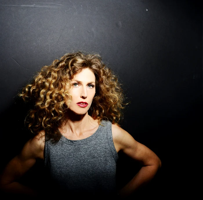 Sophie B. Hawkins a rămas însărcinată la 50 de ani