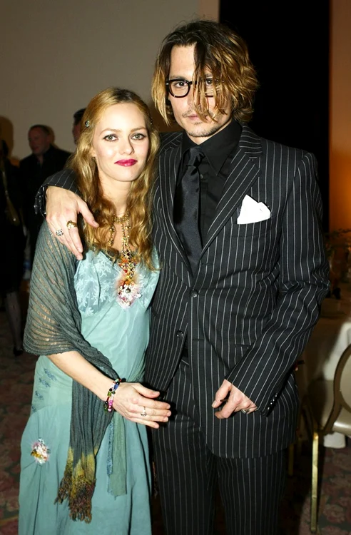 vanessa paradis si johnny depp 2858371 jpeg