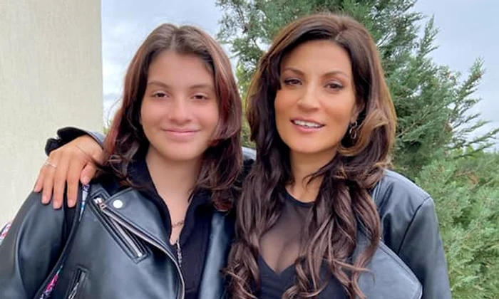 Fiica Ioanei Ginghină s-a transformat într-o adevărată domnișoară! 