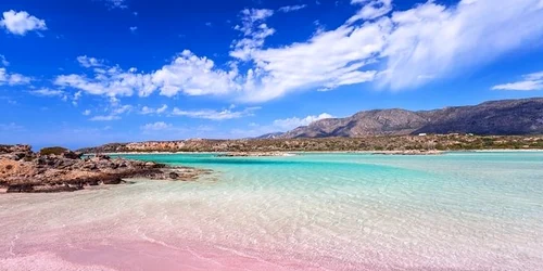 plaja creta nisip roz Elafonissi FOTO TripAdvisor