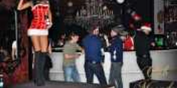Piteștenii s-au distrat în Ajun în Club Moondo (foto Facebook)