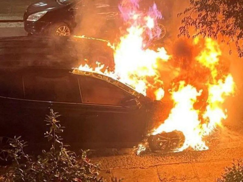 A fost arestat al doilea suspect în cazul incendiului de la casa premierului britanic Keir Starmer