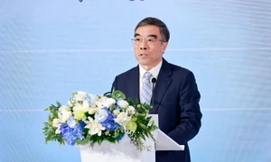 Dr  Liang Hua președinte al consiliului de administrație Huawei  jpg