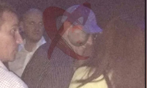 Victor Ponta, fotografiat într un club din Dubai jpeg