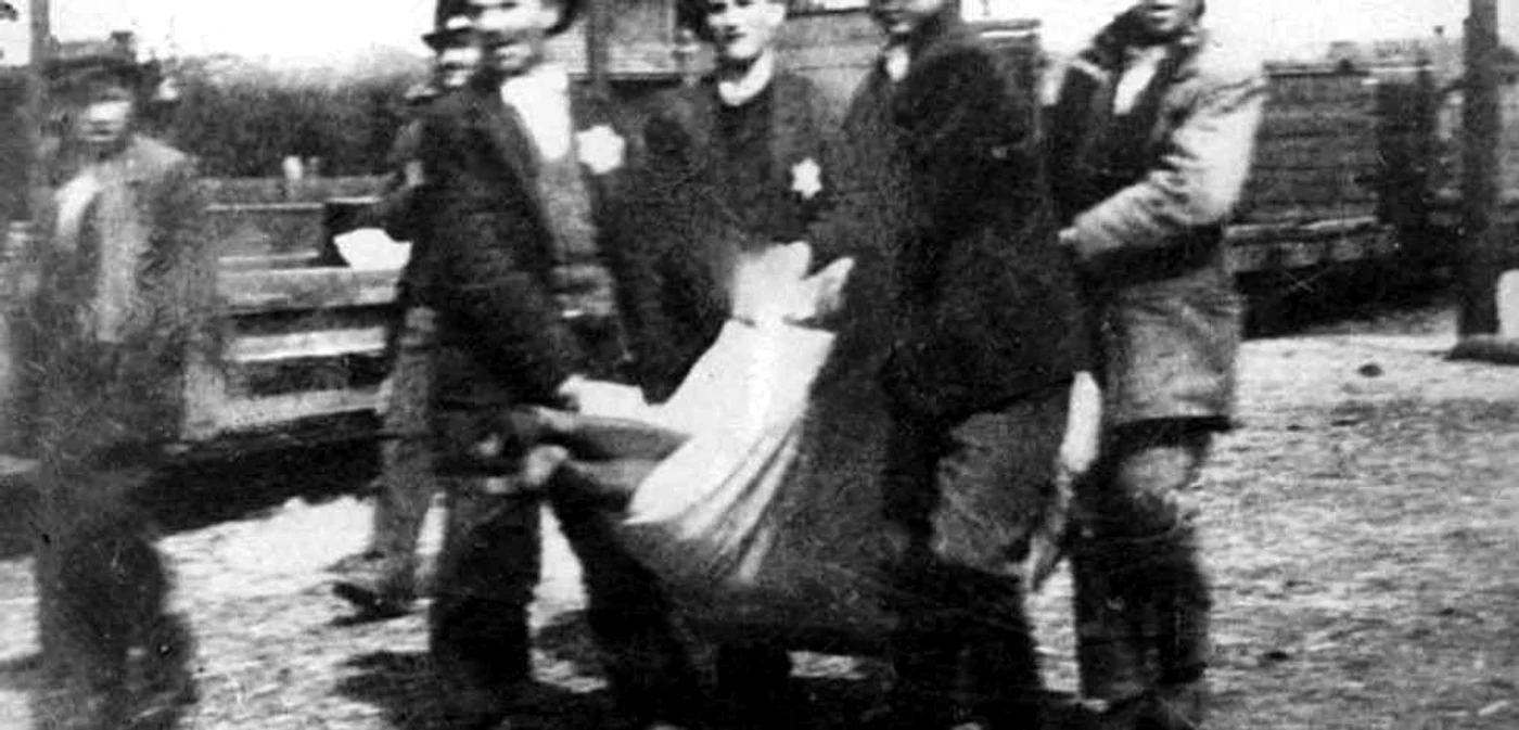 Evreii erau arestaţi şi duşi în taberele de muncă şi de gazare FOTO: holocausttransilvania.ro