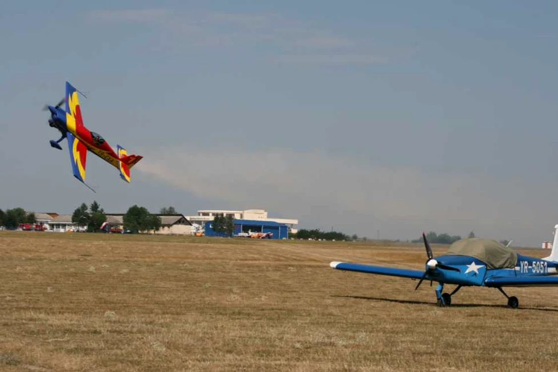 Acrobaţii aeriene