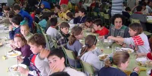 Copiii au luat cu asalt taberele de odihnă