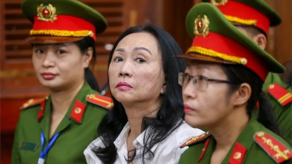 O femeie dezvoltator imobiliar din Vietnam, condamnată la moarte pentru o fraudă uriașă. „Nu a mai fost niciodată un proces public ca acesta”
