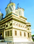 Cum a devenit catedrala de la Curtea de Argeș simbolul României jpeg