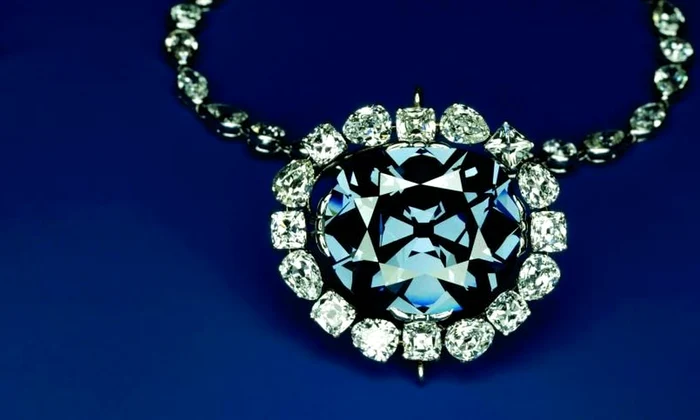 Celebrul diamant Hope poartă un blestem sumbru jpeg