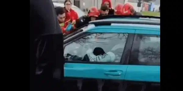ambulanta gif gif