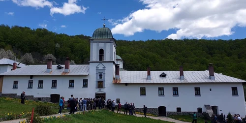 Mănăstirea Frăsinei Athosul românesc din Muereasca Vâlcea Foto Daciana Stoica