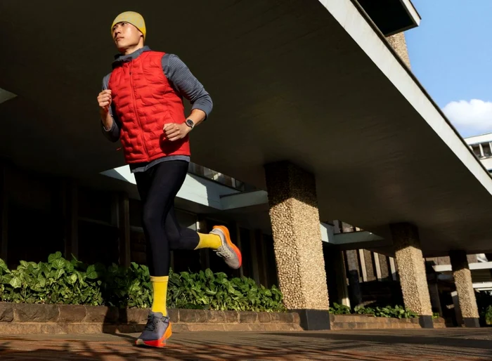 3  GT Runner 2 2 jpg