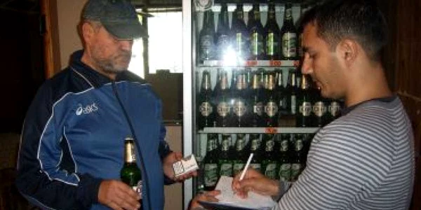 Pteşti: Ţigări şi băutără pe datorie