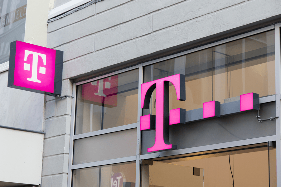 Hackerii au furat date de la 37 de milioane de abonați T-Mobile din SUA