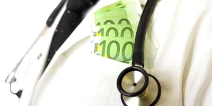 Medicul şi farmacistul au "uşurat" CAS Giurgiu de peste 120.000 de lei