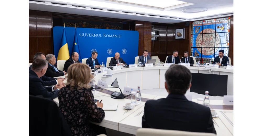 Premierul a avut consultări cu Rprezentanții Asociației Marilor Rețele Comerciale. Retailerii, nemulțumiți de plafonarea adaosului pentru alimentele de bază