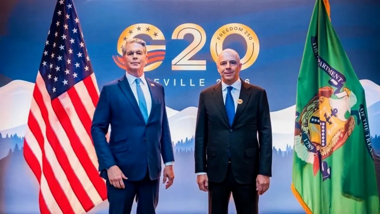 Scott Bessent și Anton Siluavov