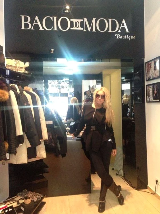 Vica va urca pe podium la Bucharest Fashion Week