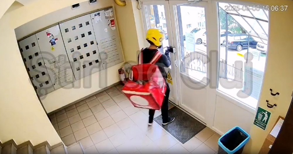 Un curier din Cluj a furat mâncarea pe care trebuia să o livreze. Cum a fost prins 