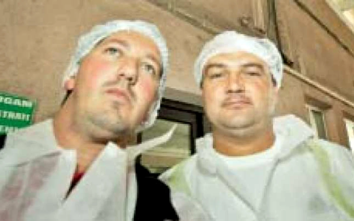 „Dosia“ (dreapta), într-o misiune cu profil agroalimentar