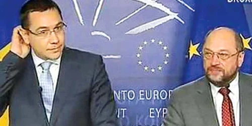 Minutul 9.00. Mâna la ceafă în timp ce vorbeşte despre valorile europene denotă jenă, îngrijorare