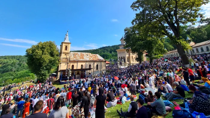 Pelerinajul de la Mânăstirea Nicula