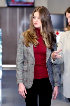 Prințesa Leonor în vizită la Crucea Roșie