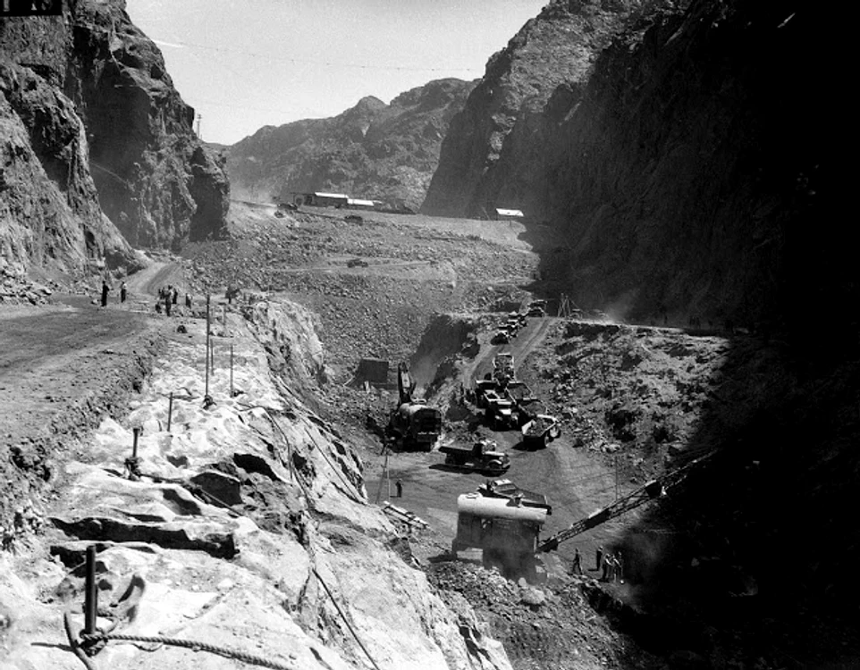 building hoover dam 5 jpg jpeg