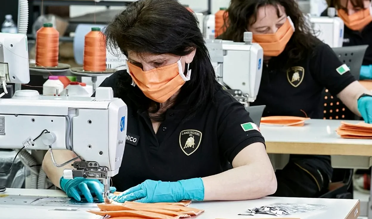 Tapițerii Lamborghini vor fabrica măști de protecție pentru un spital din Bologna
