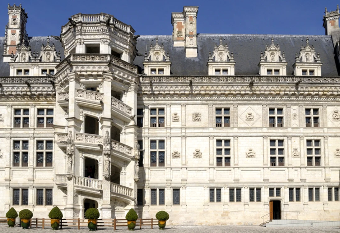 Castelul Blois,  Centru (sec. XIII-XVII)