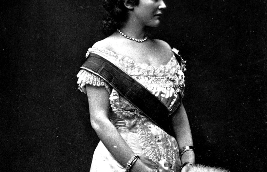 regina elisabeta
