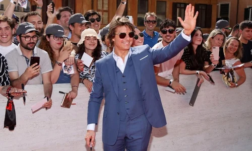 Tom Cruise jpg