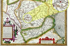 Harta Daciei, realizată de cartograful olandez Abraham Ortelius în jurul anului 1595, cuprinde şi o însemnare scurtă, în trei rânduri, plasată în zona cetăţii Sarmizegetusa: „Sargetia flu in quo Decebalus rex thesauros suos occultaverat”, adică „râul