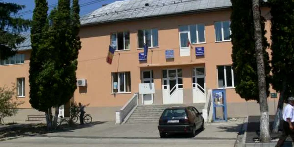 primaria rebrisoara 