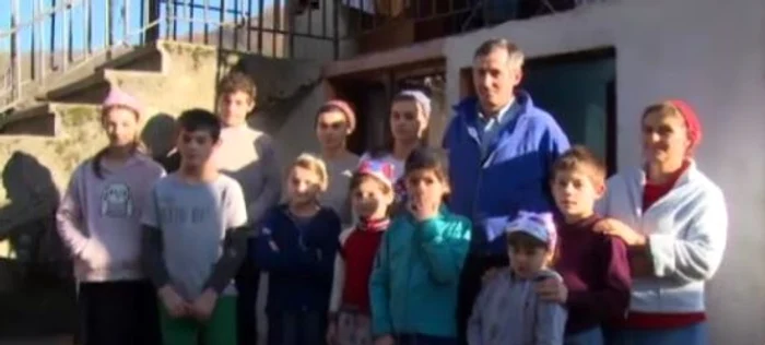 Cinci dintre copii sunt la casele lor, iar trei sunt sugari